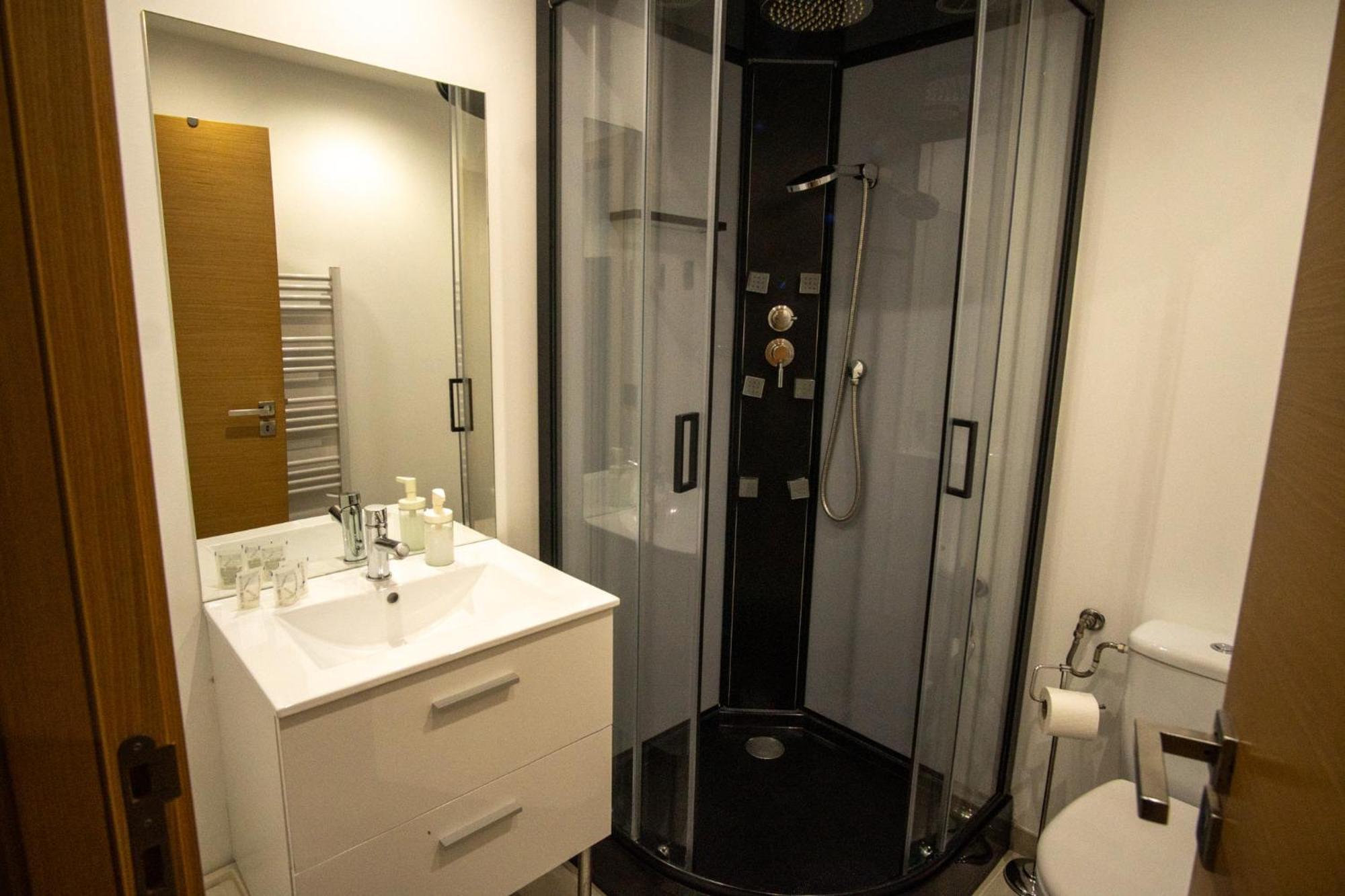 Appartement 1-4 Pers - Proche Paris, Cdg, Grand Paris Arena - A L'Ombre Du Pin "5" ル・パン エクステリア 写真